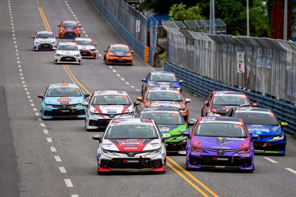 รถแข่ง Toyota Gazoo Racing Thailand 2026 บนสตรีทเซอร์กิตบางแสน ภาพที่ 78