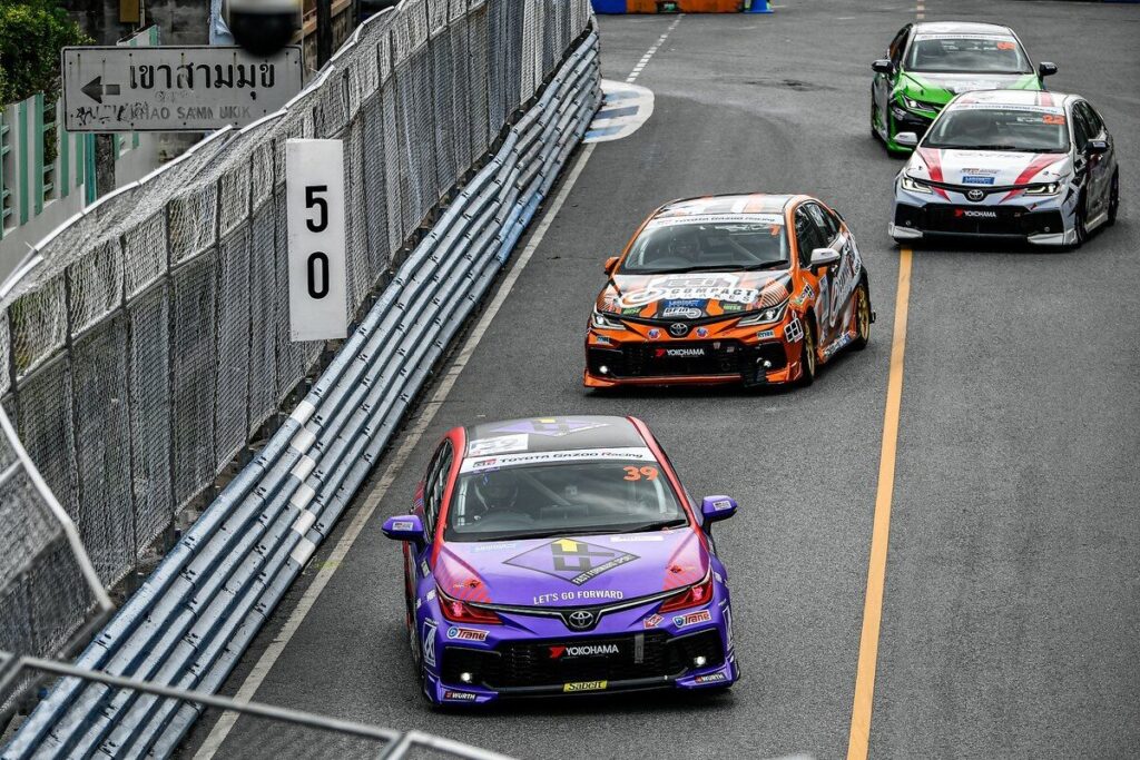 รถแข่ง Toyota Gazoo Racing Thailand 2026 บนสตรีทเซอร์กิตบางแสน ภาพที่ 83