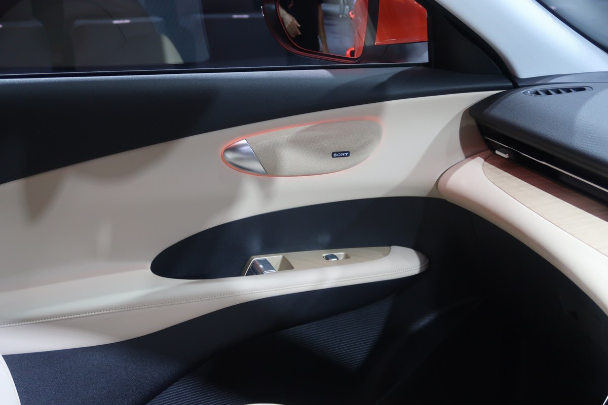 Chery Group เคลื่อนทัพ เปิดตัวแบรนด์ LEPAS อย่างเป็นทางการ พร้อมเคาะราคา LEPAS L6 EV 2026 เริ่มต้น 769,900 บาท 52