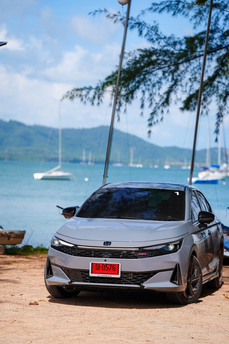Honda City Hatchback e:HEV RS มุมด้านหน้า