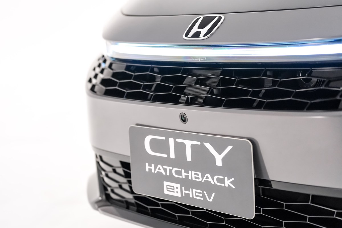 รายละเอียดกระจังหน้า Honda City Hatchback e:HEV