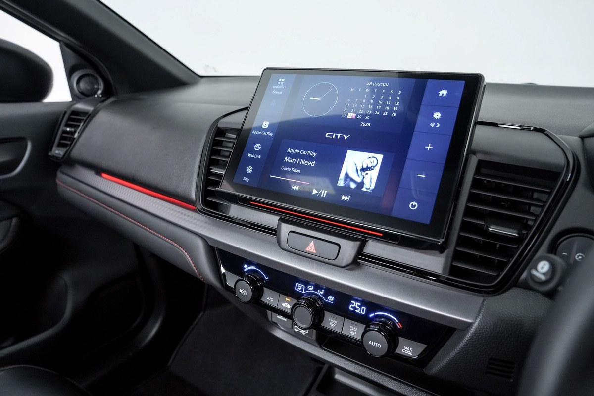 แผงหน้าปัดและหน้าจอ Honda City Hatchback e:HEV RS