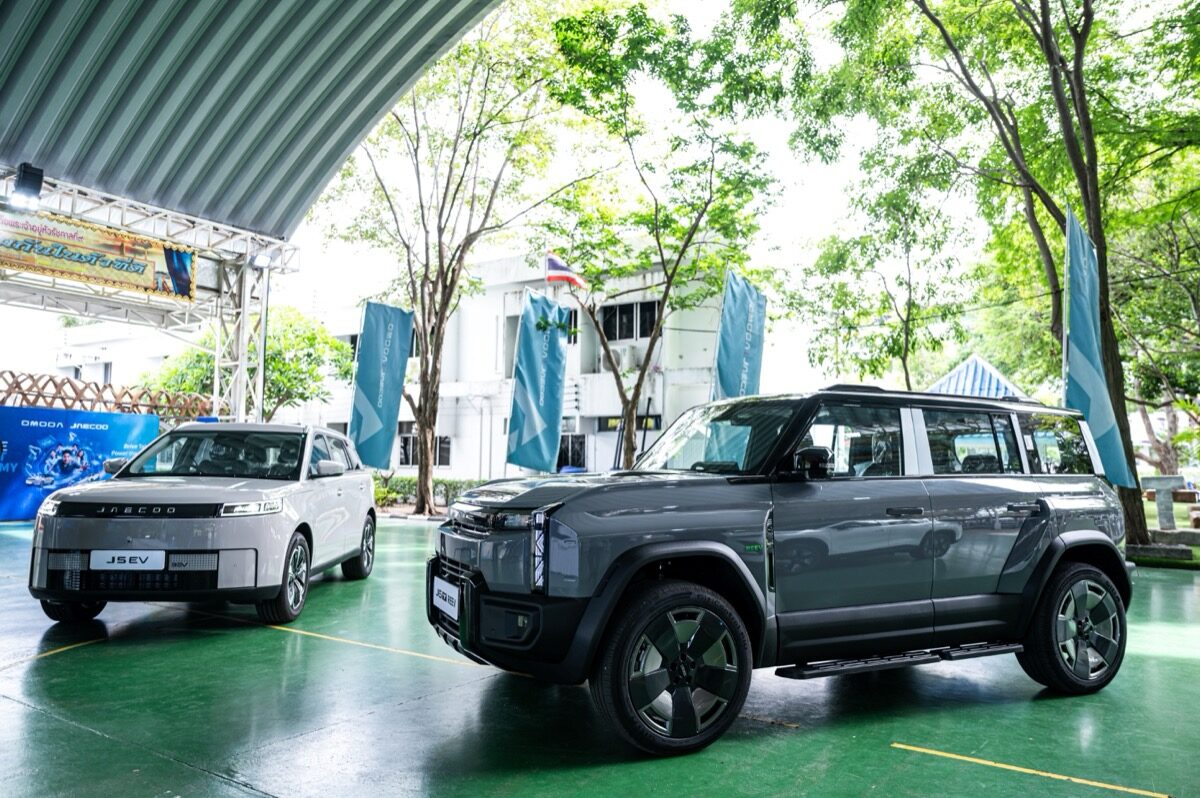 รถยนต์ JAECOO 5 EV และ JAECOO 6T REEV จัดแสดงในกิจกรรมโรดโชว์ Future Talent Academy