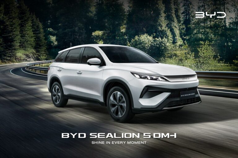 ทุบราคาเอสยูวี! BYD SEALION 5 DM-i 2026 เปิดรุ่นย่อยใหม่ Standard ลดขนาดแบตฯ เคาะราคาคาดการณ์ 699,900 บาท