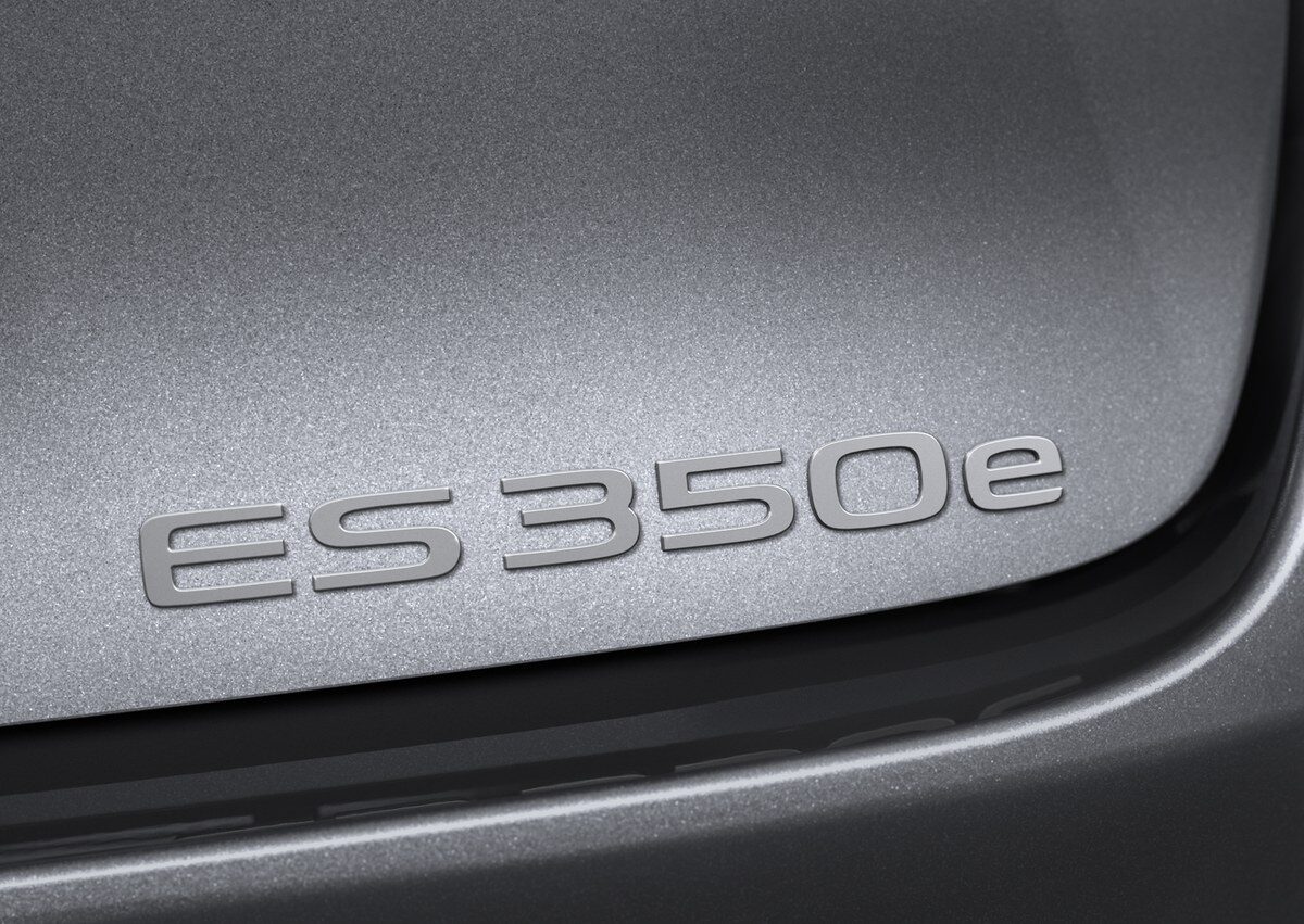 ALL-NEW LEXUS ES 2026 เตรียมเปิดตัวอย่างเป็นทางการในไทย 13 สิงหาคมนี้ คาดลุยขุมพลัง HEV และ BEV 100% 31