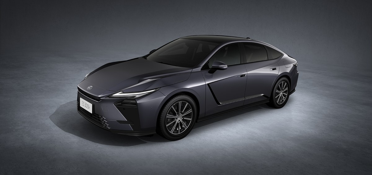 ALL-NEW LEXUS ES 2026 เตรียมเปิดตัวอย่างเป็นทางการในไทย 13 สิงหาคมนี้ คาดลุยขุมพลัง HEV และ BEV 100% 34