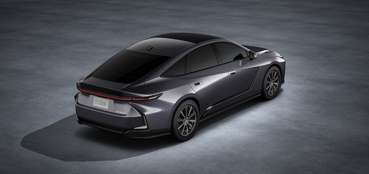 ALL-NEW LEXUS ES 2026 เตรียมเปิดตัวอย่างเป็นทางการในไทย 13 สิงหาคมนี้ คาดลุยขุมพลัง HEV และ BEV 100% 37