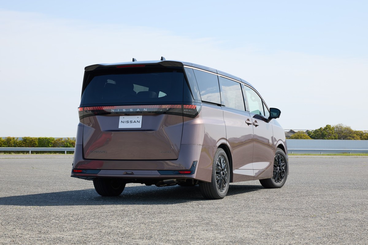 ALL-NEW NISSAN ELGRAND 2026 เปิดตัวในญี่ปุ่น ชูนวัตกรรม e-POWER Gen 3 และขับเคลื่อน 4 ล้อ e-4ORCE พร้อมชนอัลพาร์ด 21