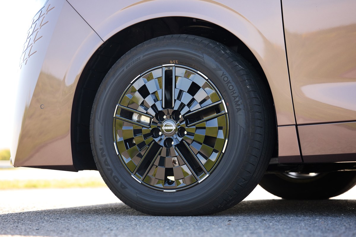 ALL-NEW NISSAN ELGRAND 2026 เปิดตัวในญี่ปุ่น ชูนวัตกรรม e-POWER Gen 3 และขับเคลื่อน 4 ล้อ e-4ORCE พร้อมชนอัลพาร์ด 22
