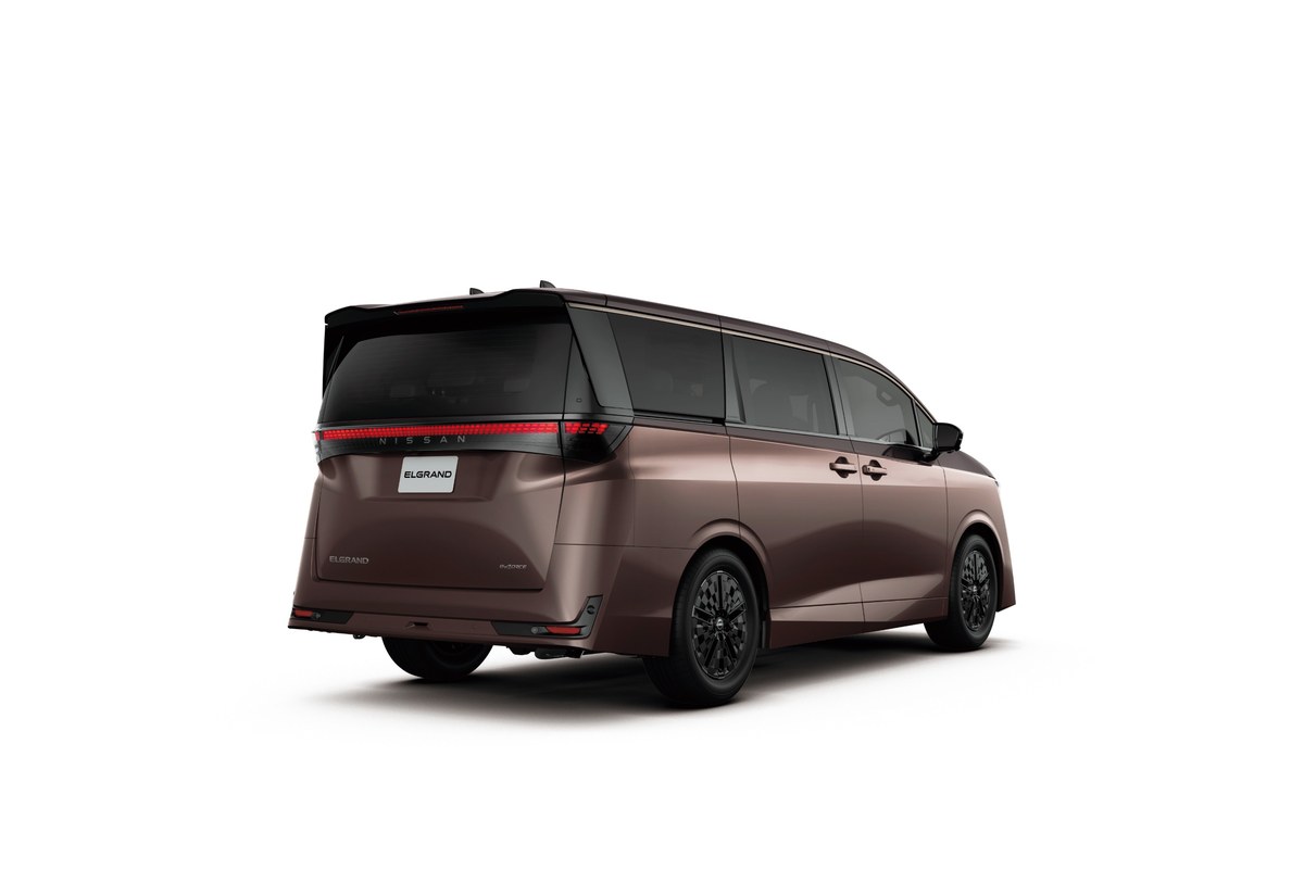 ALL-NEW NISSAN ELGRAND 2026 เปิดตัวในญี่ปุ่น ชูนวัตกรรม e-POWER Gen 3 และขับเคลื่อน 4 ล้อ e-4ORCE พร้อมชนอัลพาร์ด 39