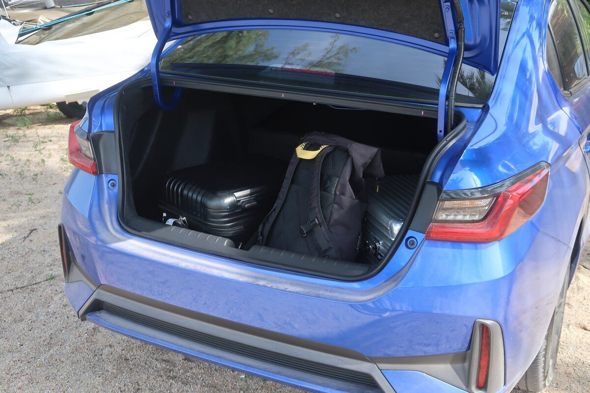 ห้องเก็บสัมภาระท้ายรถ Honda City e:HEV บรรจุกระเป๋าเดินทาง