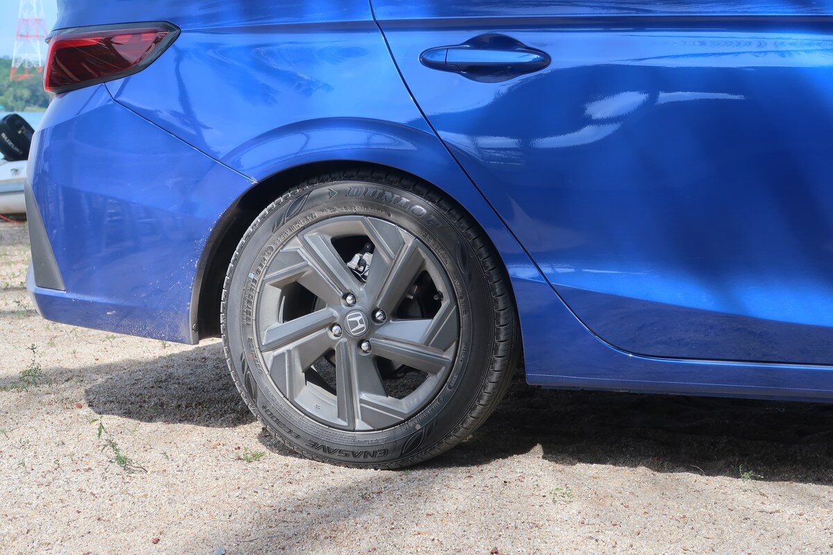 ล้ออัลลอย 16 นิ้ว Diamond cut ด้านหลัง Honda City 2026 e:HEV V
