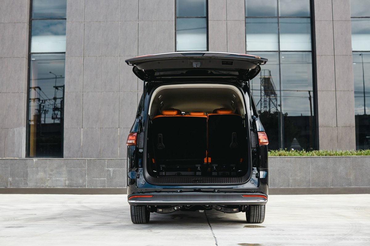 NEX เปิดตัว BAW M8 Flagship 2026 รถยนต์ไฟฟ้า MPV 7 ที่นั่งพรีเมียม ชูระยะทางวิ่ง 408 กม. กับราคา 1.299 ล้านบาท 28