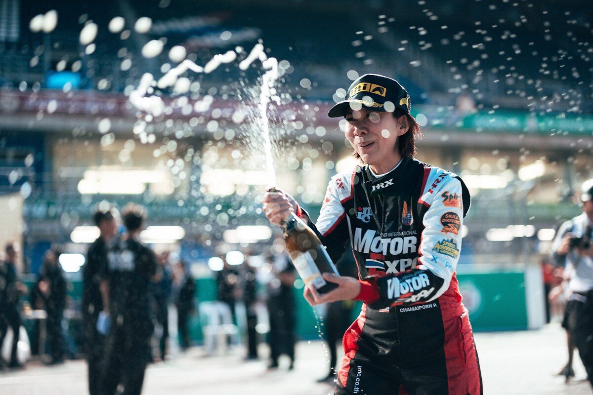 Motor Expo Racing Team ผงาดคว้าชัยอันดับ 1 รุ่น TC4 ในศึกทรหด 8 ชั่วโมง RAAT Thailand Endurance Championship 2026 สนามที่ 2 บุรีรัมย์ 4