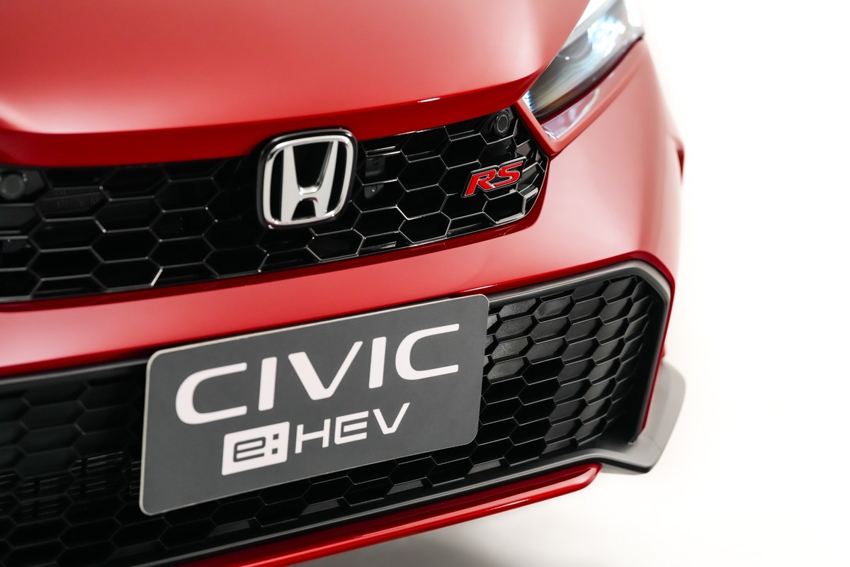Honda Civic 2026 ไมเนอร์เชนจ์ ตัวท็อป RS Red Concept จำกัดเพียง 90 คัน ใส่เกียร์ Honda S+ Shift เพิ่ม BSI และ CTM 8
