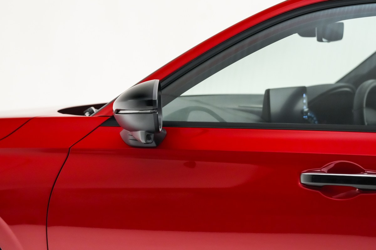 Honda Civic 2026 ไมเนอร์เชนจ์ ตัวท็อป RS Red Concept จำกัดเพียง 90 คัน ใส่เกียร์ Honda S+ Shift เพิ่ม BSI และ CTM 11