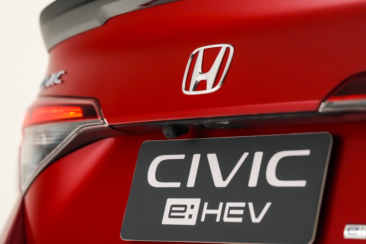 Honda Civic 2026 ไมเนอร์เชนจ์ ตัวท็อป RS Red Concept จำกัดเพียง 90 คัน ใส่เกียร์ Honda S+ Shift เพิ่ม BSI และ CTM 13