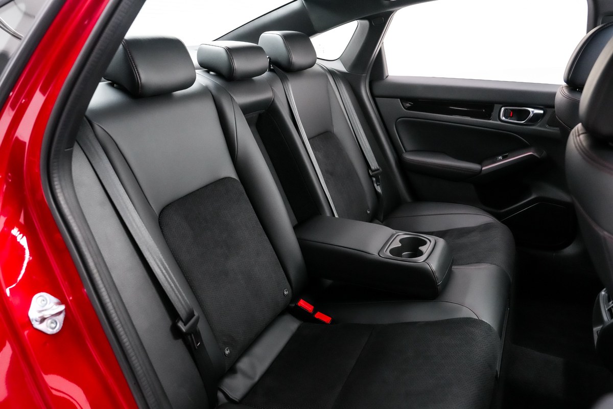 Honda Civic 2026 ไมเนอร์เชนจ์ ตัวท็อป RS Red Concept จำกัดเพียง 90 คัน ใส่เกียร์ Honda S+ Shift เพิ่ม BSI และ CTM 23