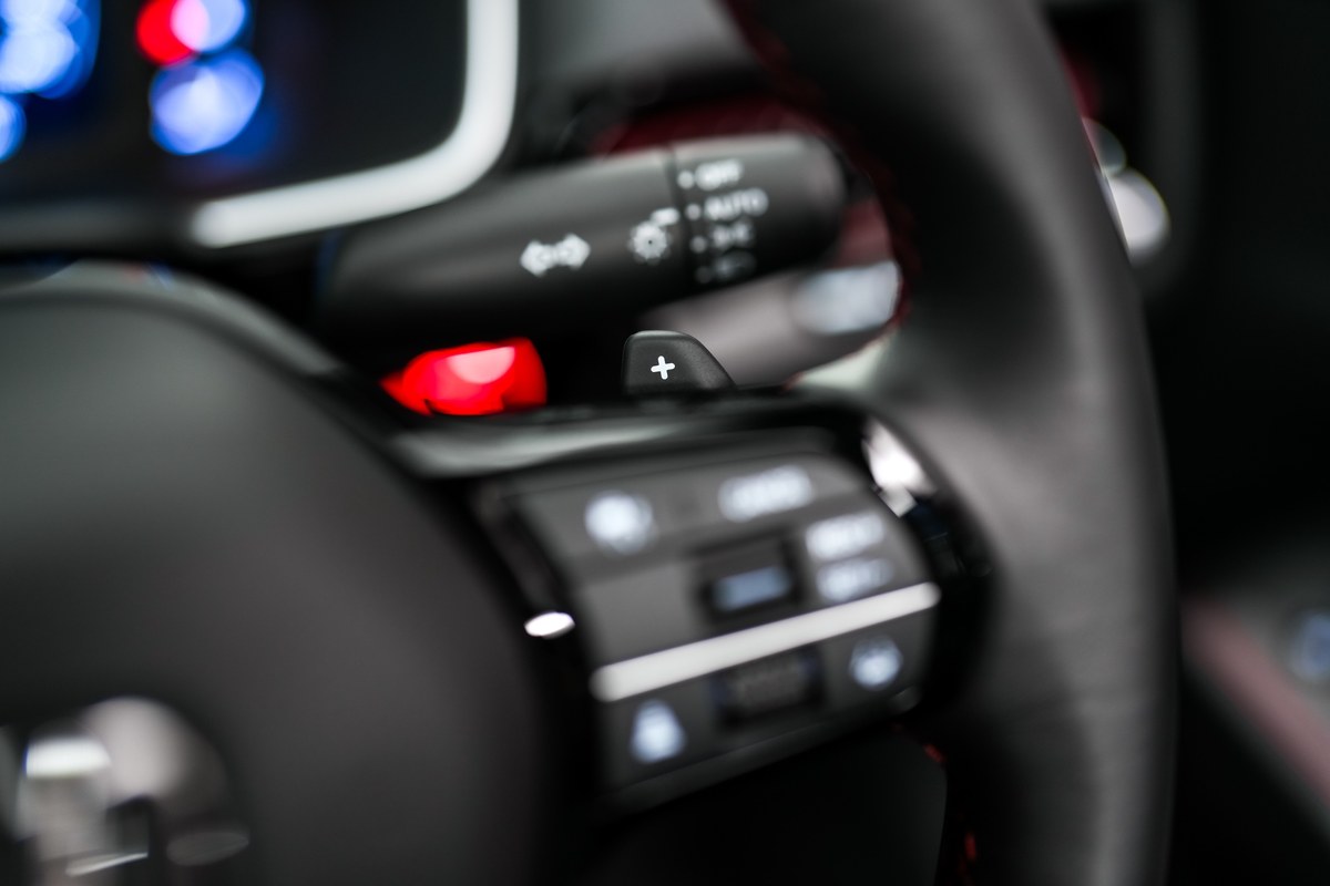 Honda Civic 2026 ไมเนอร์เชนจ์ ตัวท็อป RS Red Concept จำกัดเพียง 90 คัน ใส่เกียร์ Honda S+ Shift เพิ่ม BSI และ CTM 24