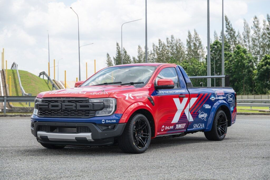 รถแข่ง Ford Ranger หมายเลข 3 ของทีมวายเค มอเตอร์สปอร์ต