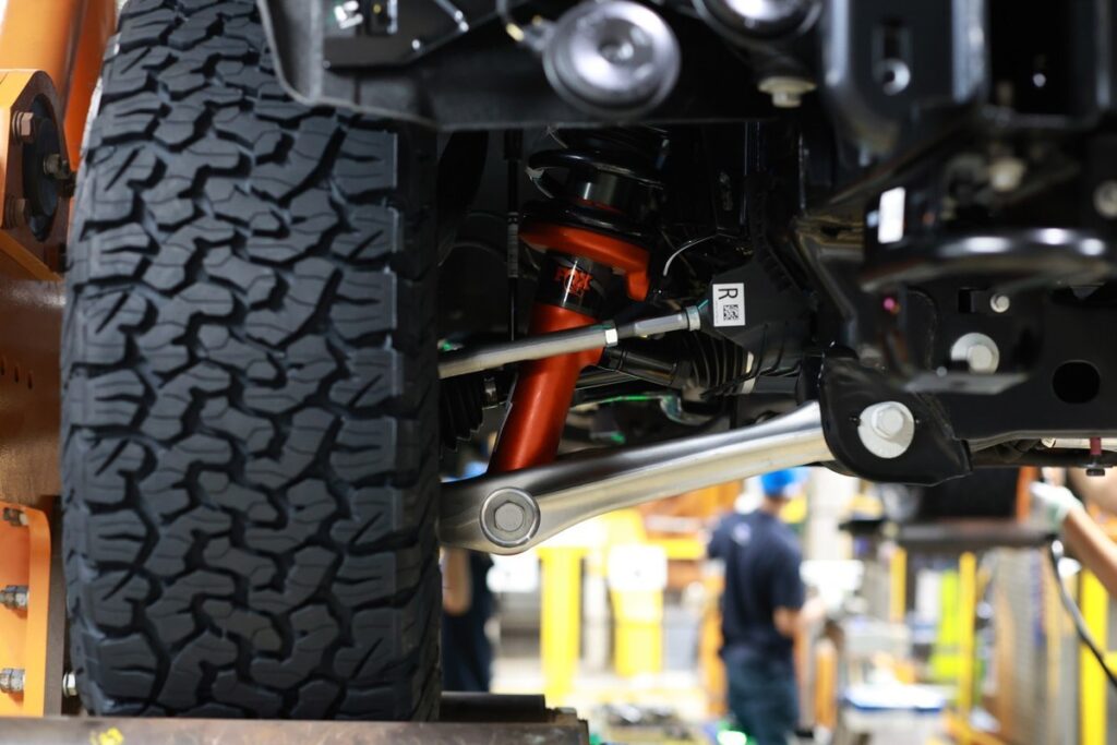 ชุดช่วงล่างและโช้คอัพ FOX ของ Ford Ranger Raptor 2026