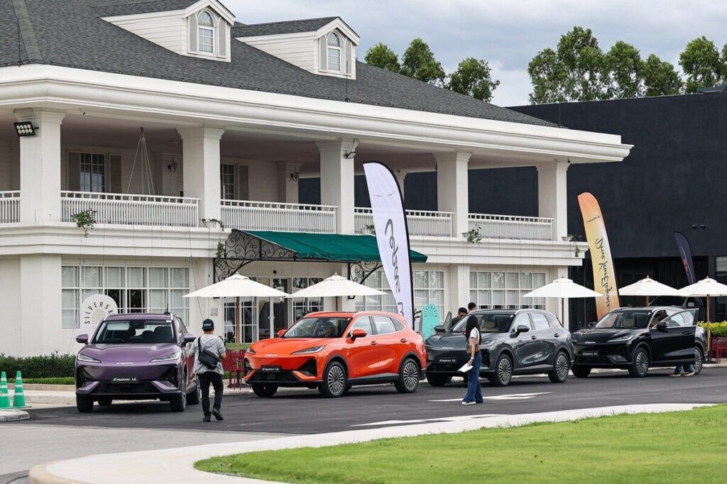 ขบวนรถ LEPAS L6 EV 2026 ในกิจกรรม Media Test Drive ประเทศไทย