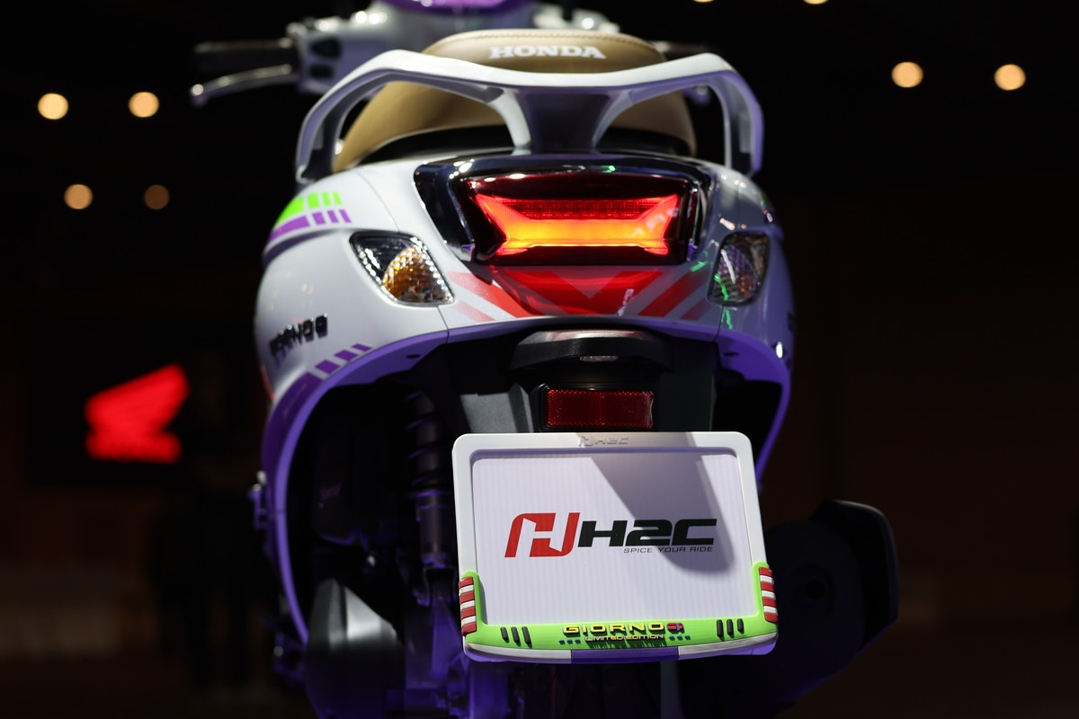 Honda Giorno+ BUZZ LIGHTYEAR Limited Edition 2026 เคาะราคา 74,900 บาท จำกัดเพียง 2,000 คัน 13