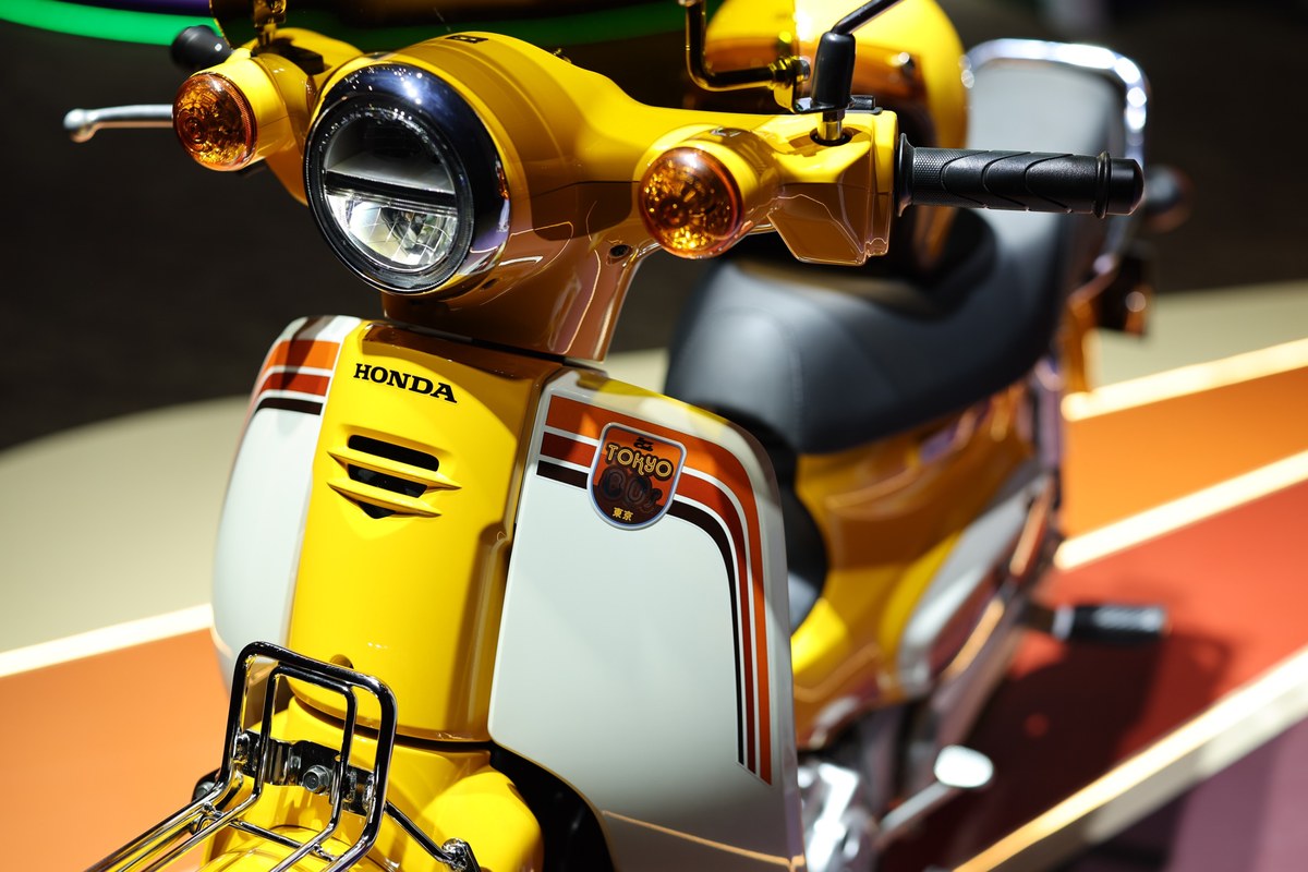Honda Super Cub Tokyo 80s Limited Edition 2026 เคาะราคา 54,000 บาท ผลิตจำกัดเพียง 500 คัน 5