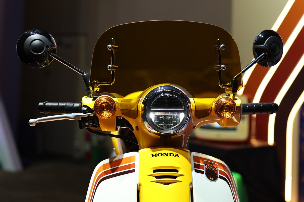 Honda Super Cub Tokyo 80s Limited Edition 2026 เคาะราคา 54,000 บาท ผลิตจำกัดเพียง 500 คัน 7