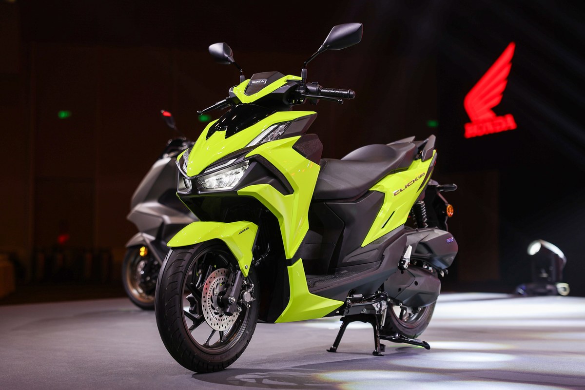 HONDA CLICK160 2026 ปรับโฉมเข้ม ลาย Forged Composite Carbon พร้อมส่ง CLICK160 R Limited Edition ผลิตจำกัด 500 คันทั่วไทย 2