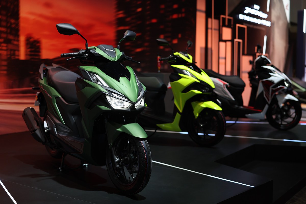 HONDA CLICK160 2026 ปรับโฉมเข้ม ลาย Forged Composite Carbon พร้อมส่ง CLICK160 R Limited Edition ผลิตจำกัด 500 คันทั่วไทย 18