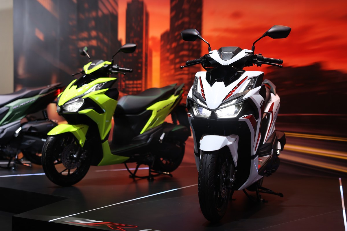 HONDA CLICK160 2026 ปรับโฉมเข้ม ลาย Forged Composite Carbon พร้อมส่ง CLICK160 R Limited Edition ผลิตจำกัด 500 คันทั่วไทย 21