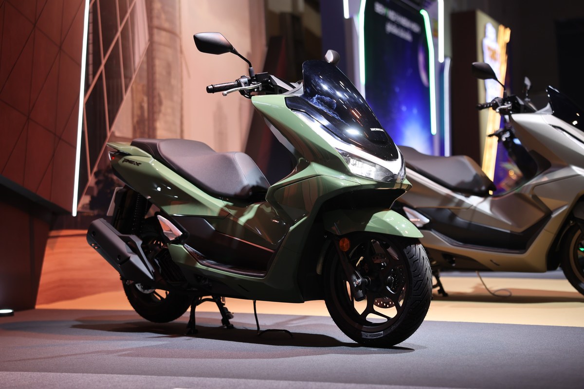 HONDA PCX160 2026 เพิ่มเฉดสีใหม่ เสริมลุคสปอร์ตหรู เคาะราคาเริ่มต้น 96,000 บาท 11