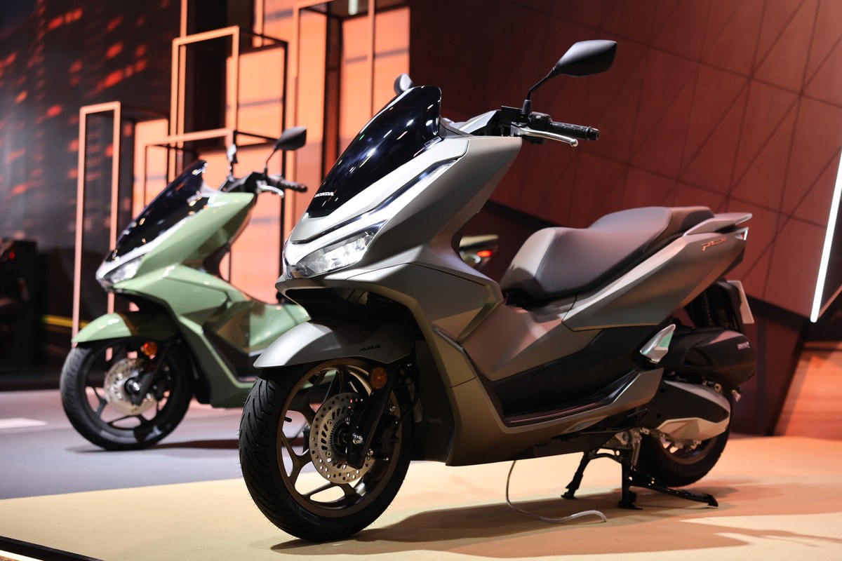 HONDA PCX160 2026 เพิ่มเฉดสีใหม่ เสริมลุคสปอร์ตหรู เคาะราคาเริ่มต้น 96,000 บาท 12
