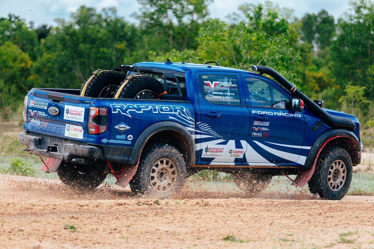 ฟอร์ด พร้อมป้องกันแชมป์ออฟโรด AXCR 2026 ส่ง Ford Ranger Raptor 2026 สองคันฝ่าเส้นทางวิบาก 5 จังหวัดรวมระยะทางกว่า 2,000 กิโลเมตร 9