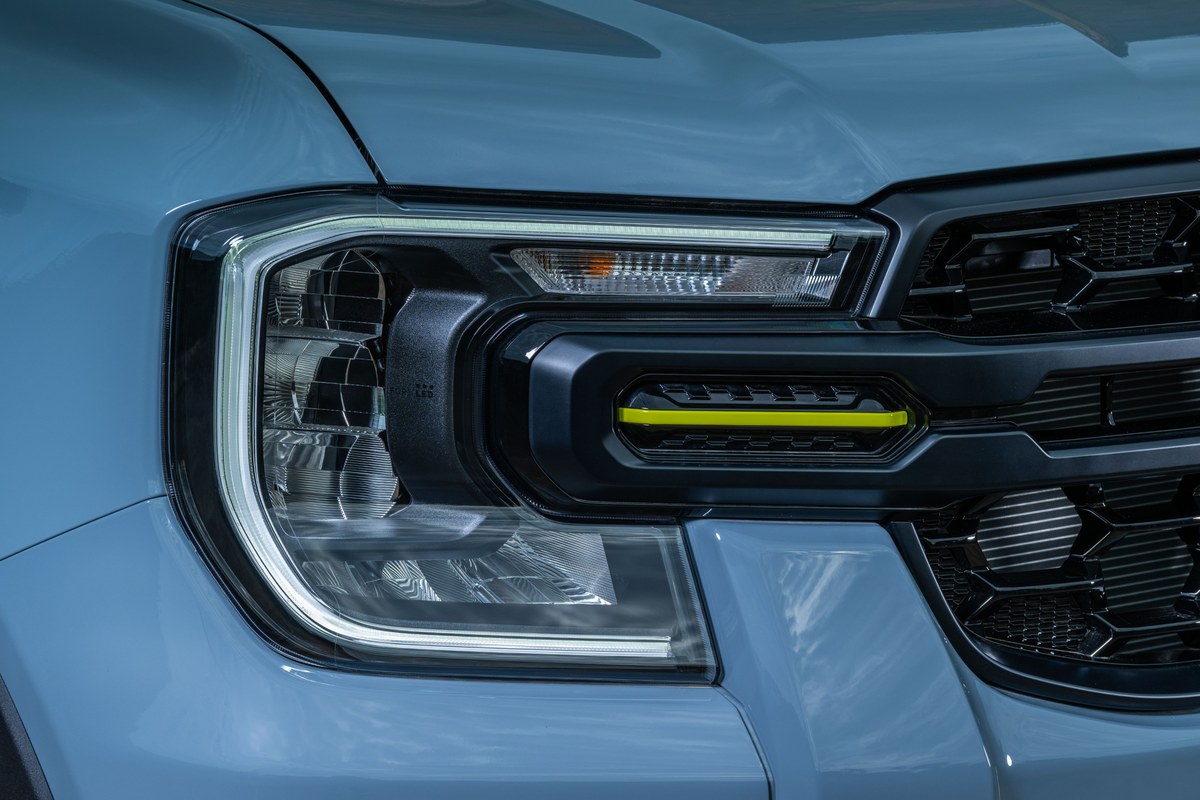 เปิดตัว FORD RANGER WOLFTRAK 2026 รุ่นย่อยใหม่ ฉลอง 30 ปีในไทย ดีไซน์ดุดัน 2.0 เกียร์ 10 สปีด ราคาโปรโมชั่นเริ่ม 49,000 บาท 9