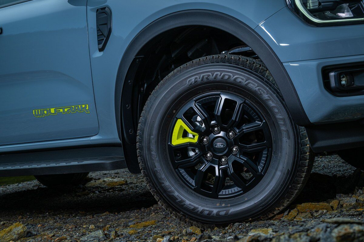 เปิดตัว FORD RANGER WOLFTRAK 2026 รุ่นย่อยใหม่ ฉลอง 30 ปีในไทย ดีไซน์ดุดัน 2.0 เกียร์ 10 สปีด ราคาโปรโมชั่นเริ่ม 49,000 บาท 11