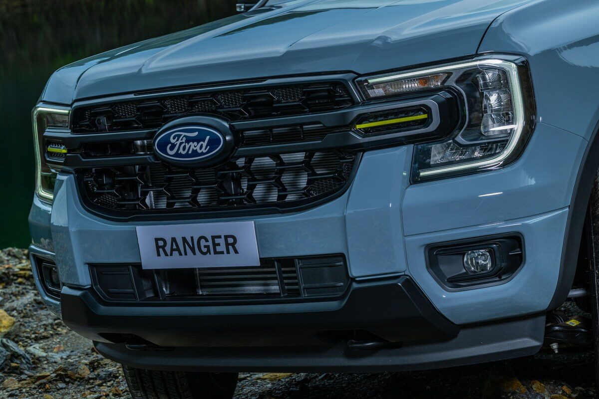 เปิดตัว FORD RANGER WOLFTRAK 2026 รุ่นย่อยใหม่ ฉลอง 30 ปีในไทย ดีไซน์ดุดัน 2.0 เกียร์ 10 สปีด ราคาโปรโมชั่นเริ่ม 49,000 บาท 15