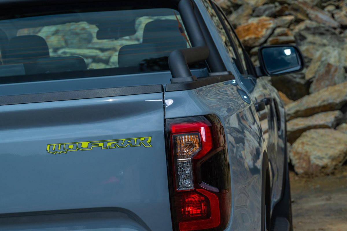 เปิดตัว FORD RANGER WOLFTRAK 2026 รุ่นย่อยใหม่ ฉลอง 30 ปีในไทย ดีไซน์ดุดัน 2.0 เกียร์ 10 สปีด ราคาโปรโมชั่นเริ่ม 49,000 บาท 16