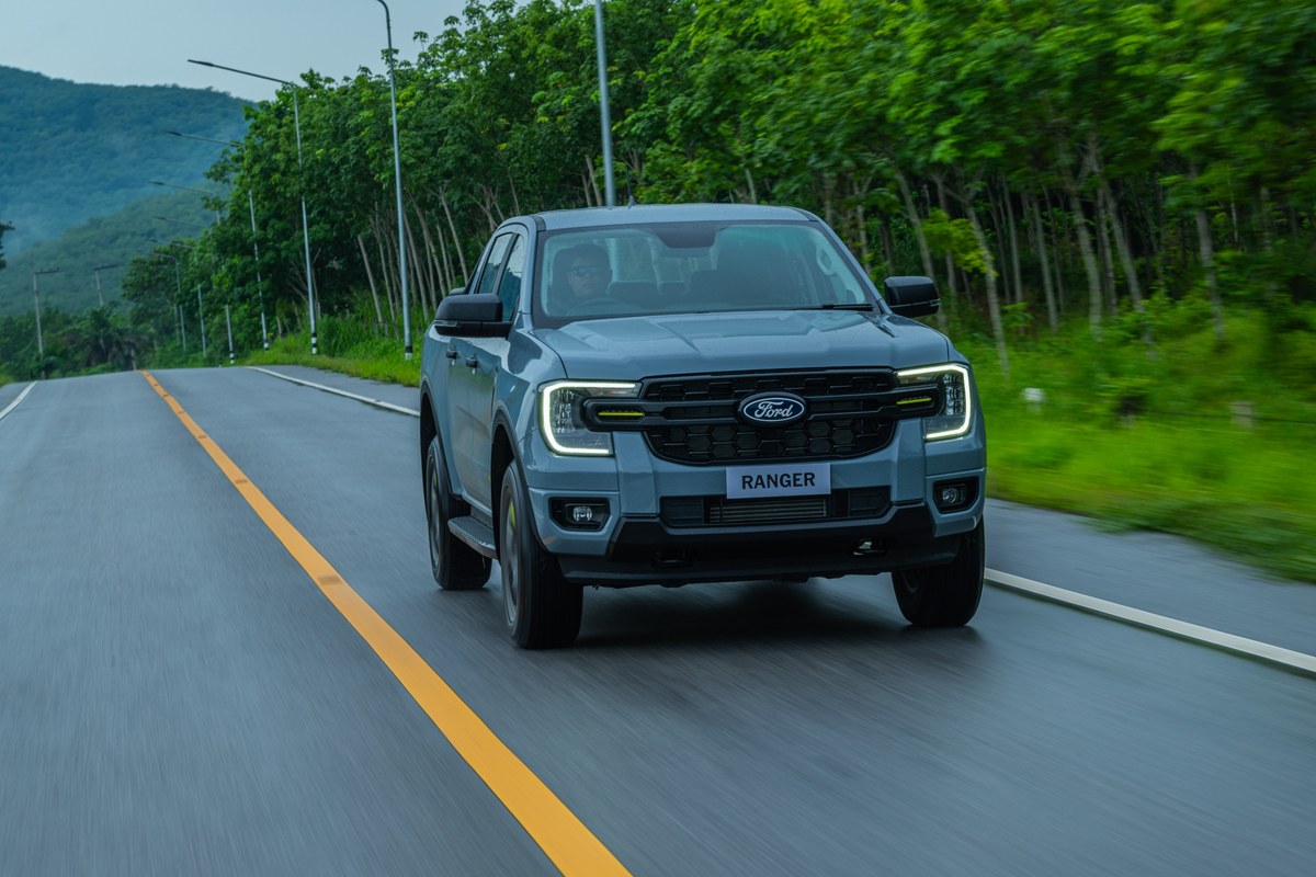 เปิดตัว FORD RANGER WOLFTRAK 2026 รุ่นย่อยใหม่ ฉลอง 30 ปีในไทย ดีไซน์ดุดัน 2.0 เกียร์ 10 สปีด ราคาโปรโมชั่นเริ่ม 49,000 บาท 22