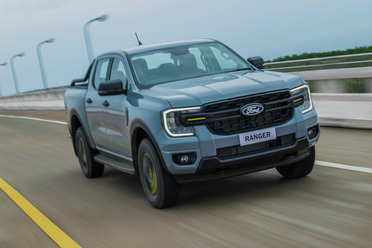 เปิดตัว FORD RANGER WOLFTRAK 2026 รุ่นย่อยใหม่ ฉลอง 30 ปีในไทย ดีไซน์ดุดัน 2.0 เกียร์ 10 สปีด ราคาโปรโมชั่นเริ่ม 49,000 บาท 24