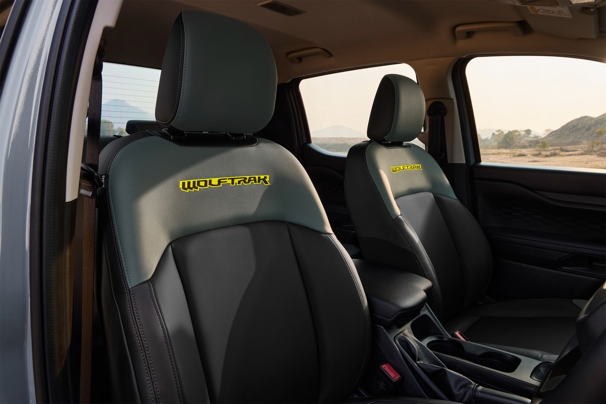 เปิดตัว FORD RANGER WOLFTRAK 2026 รุ่นย่อยใหม่ ฉลอง 30 ปีในไทย ดีไซน์ดุดัน 2.0 เกียร์ 10 สปีด ราคาโปรโมชั่นเริ่ม 49,000 บาท 30