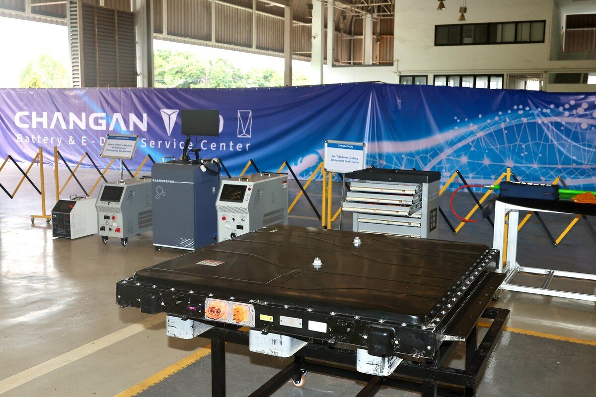 CHANGAN ผนึก NING SERVICE by CATL เปิดศูนย์บริการแบตเตอรี่และระบบอี-ไดรฟ์ครบวงจรแห่งแรกในไทย หนุนวารันตีแบตเตอรี่ตลอดอายุการใช้งาน 8