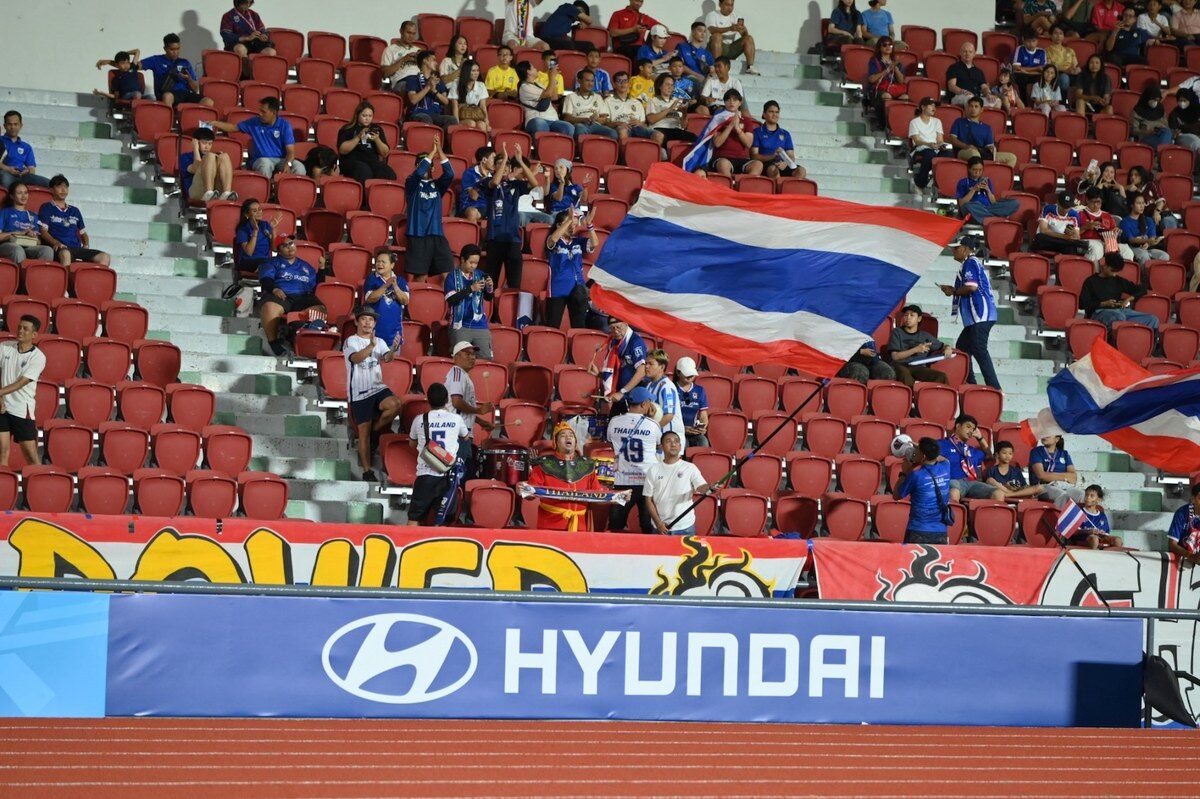 ฮุนได ประเทศไทย เชียร์ทัพช้างศึก ลุยศึก ASEAN Hyundai Cup 2026 แจกเสื้อทีมชาติไทยเมื่อทดลองขับที่โชว์รูม หลังทีมชาติไทยคว้าชัยเกมเหย้า 5