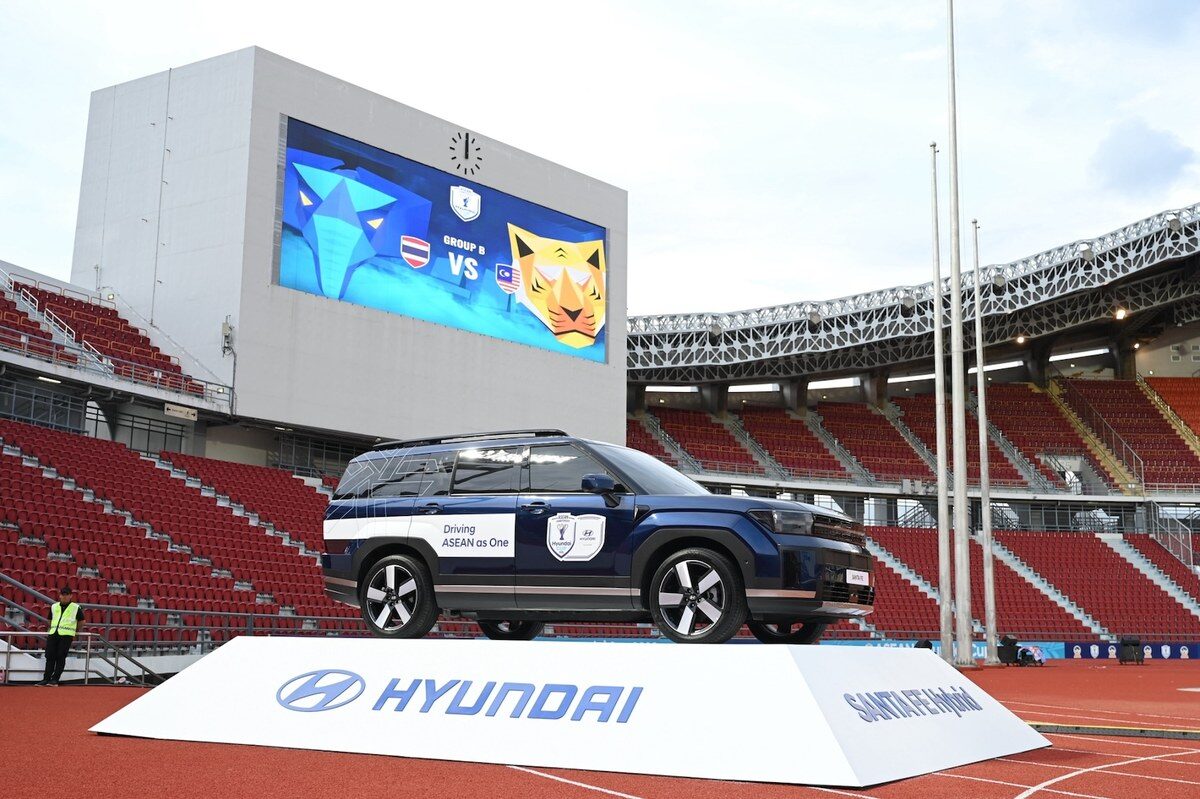 ฮุนได ประเทศไทย เชียร์ทัพช้างศึก ลุยศึก ASEAN Hyundai Cup 2026 แจกเสื้อทีมชาติไทยเมื่อทดลองขับที่โชว์รูม หลังทีมชาติไทยคว้าชัยเกมเหย้า 19