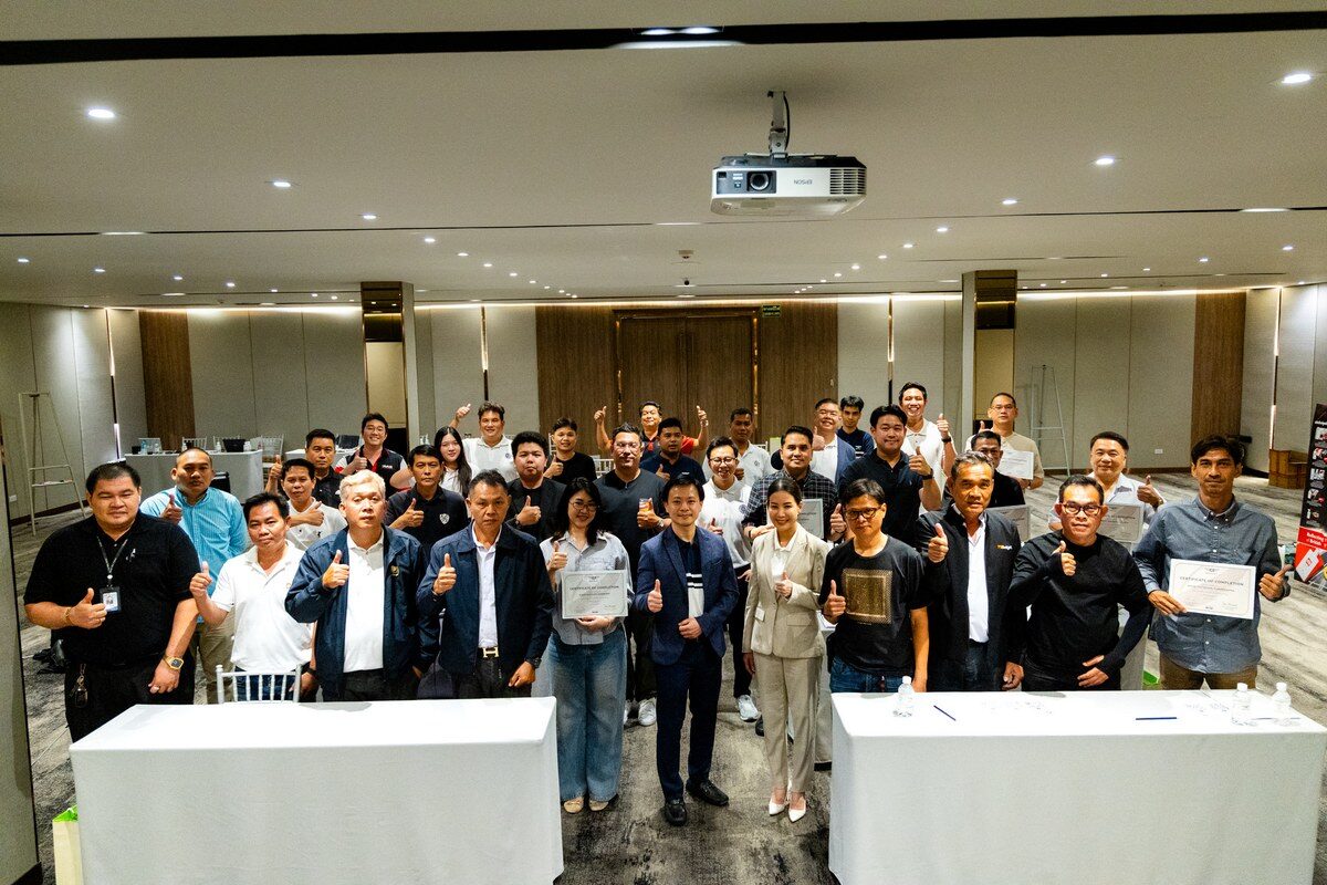 เบนท์ลีย์ แบงค็อก จัดงาน Extraordinary Chauffeur Training 2026 ส่งมอบองค์ความรู้และเทคนิคขับขี่รถยนต์อัลตราลักชัวรีอย่างมืออาชีพ 6