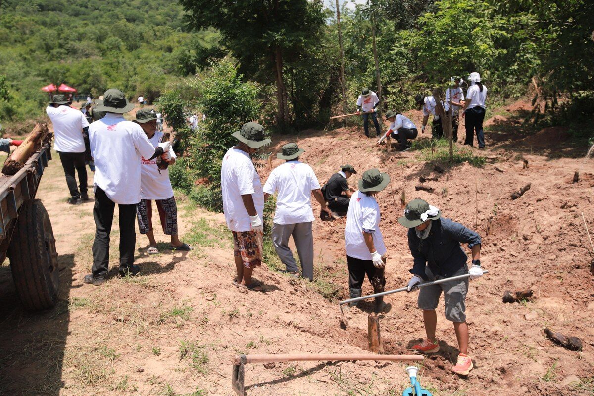 ไทยฮอนด้า สานต่อ CSR “Thai Honda Forest Fortress 2026” ปีที่ 2 ผนึกกำลังภาครัฐ-ชุมชน สร้างแนวกันไฟป่าเปียก 100 กม. ฟื้นฟูระบบนิเวศป่าสระบุรี-ลพบุรี 7