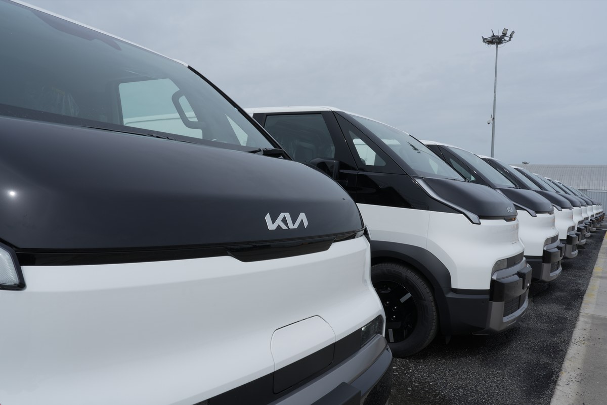 เปิดตัว THE KIA PV5 CARGO 2026 รถตู้ไฟฟ้าเชิงพาณิชย์ พื้นที่บรรทุก 4,420 ลิตร เคาะราคา 1,199,000 บาท 2