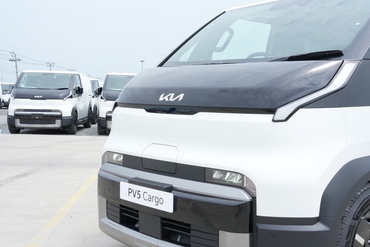 เปิดตัว THE KIA PV5 CARGO 2026 รถตู้ไฟฟ้าเชิงพาณิชย์ พื้นที่บรรทุก 4,420 ลิตร เคาะราคา 1,199,000 บาท 5