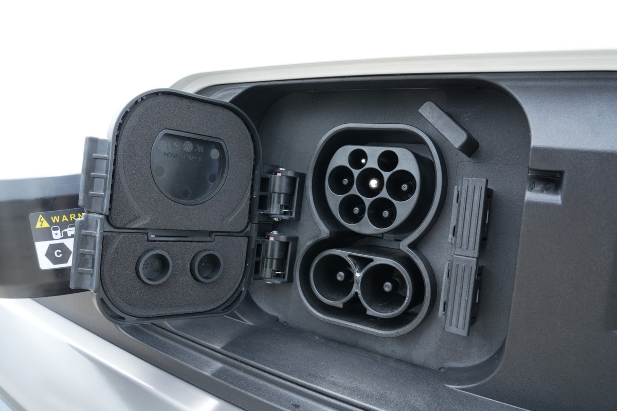เปิดตัว THE KIA PV5 CARGO 2026 รถตู้ไฟฟ้าเชิงพาณิชย์ พื้นที่บรรทุก 4,420 ลิตร เคาะราคา 1,199,000 บาท 9